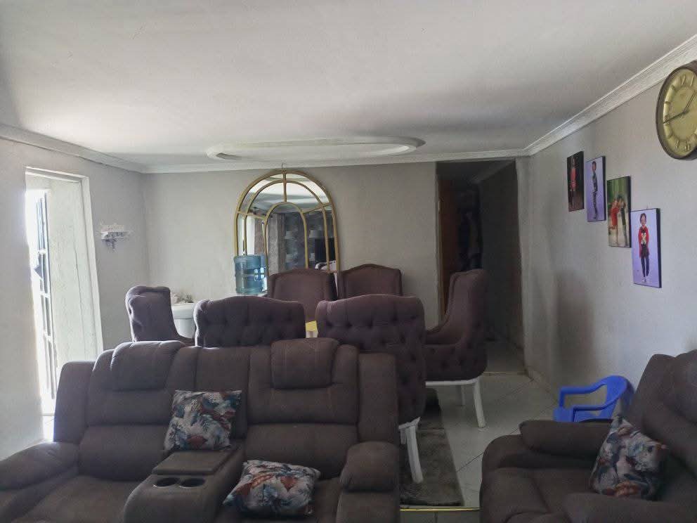house for sale in Narok – Olerai interior view
